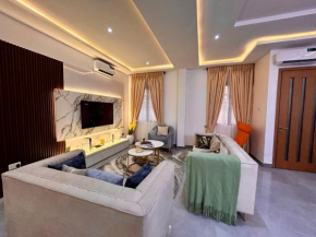 Providence LUXE 3 Bed Apartment